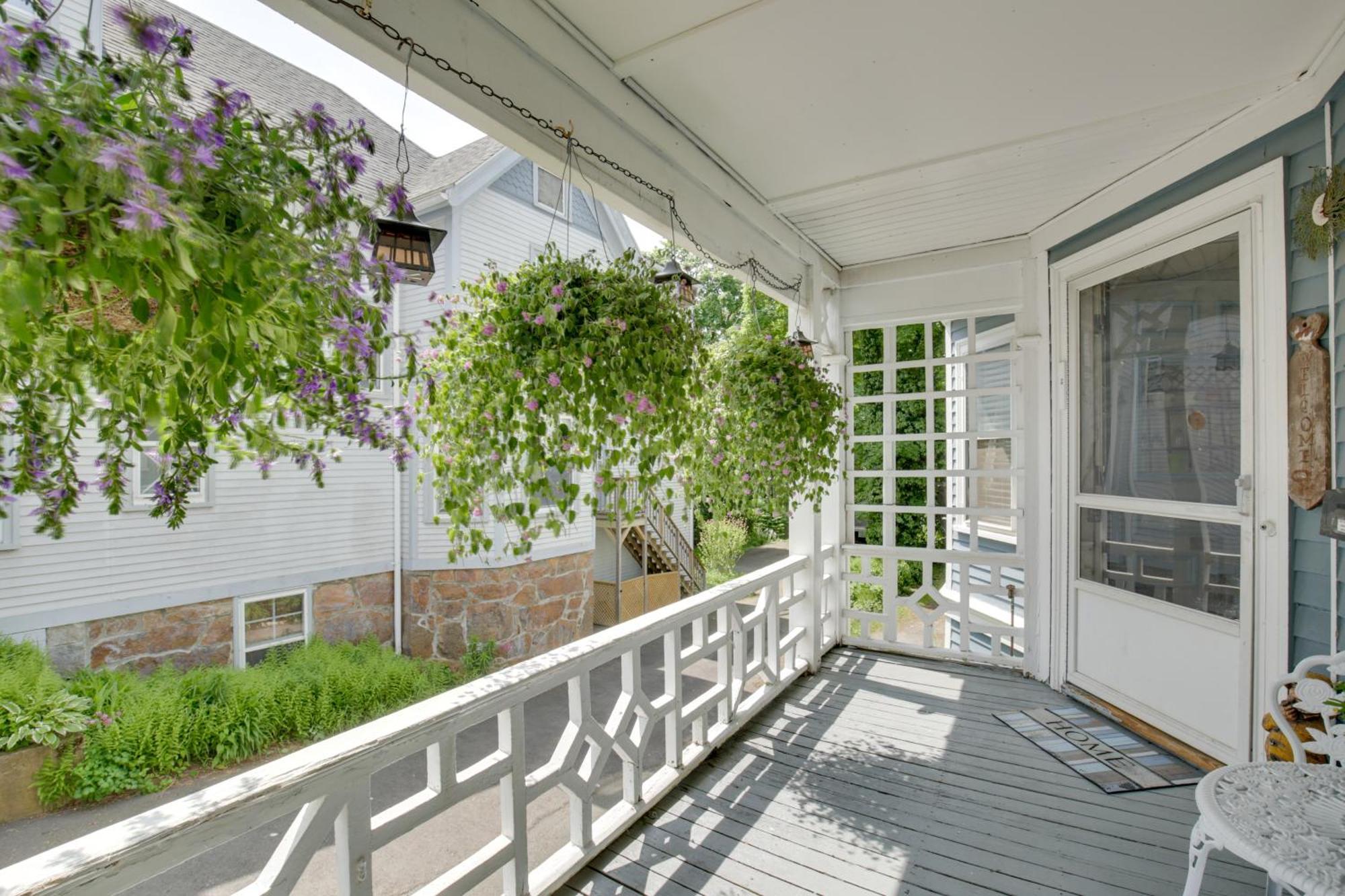 Quaint Beverly Townhome Walk To Beach And Downtown! Εξωτερικό φωτογραφία